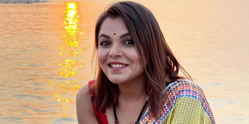 অভিনেত্রী শাওনের বিরুদ্ধে গ্রেপ্তারি পরোয়ানা